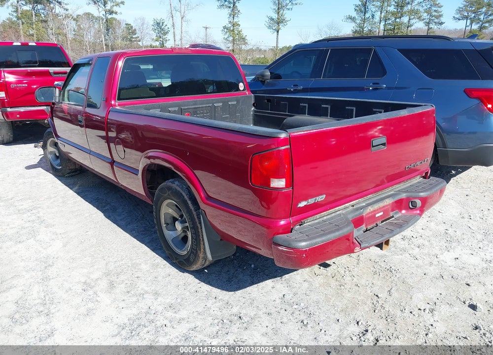 2002 CHEVROLET S-10 LS VIN: 1GCCS19W428133546