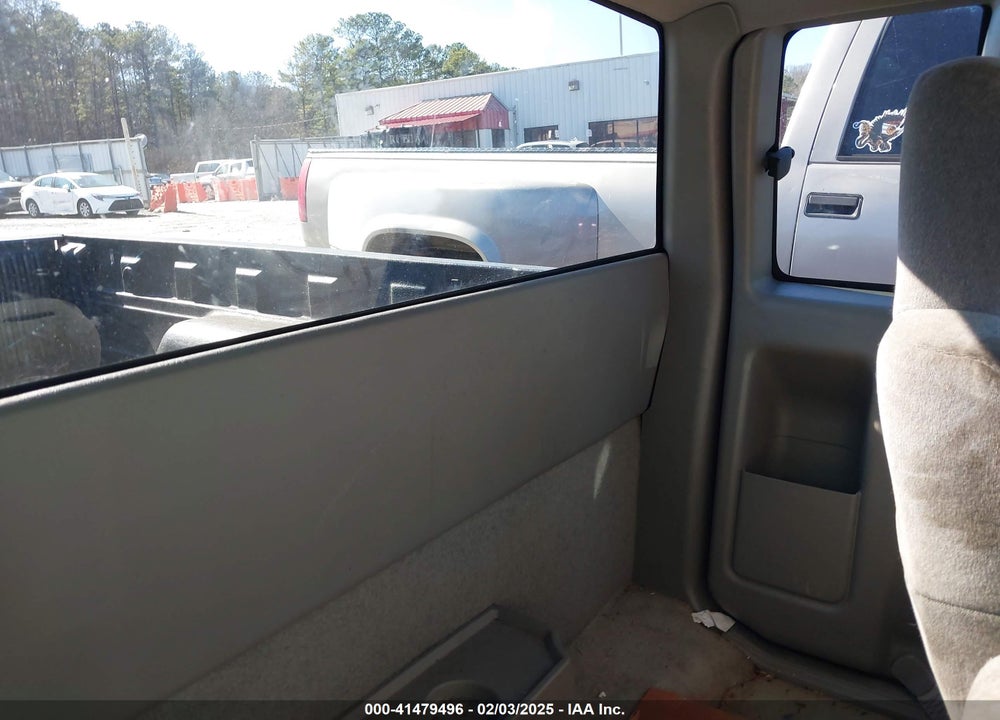 2002 CHEVROLET S-10 LS VIN: 1GCCS19W428133546