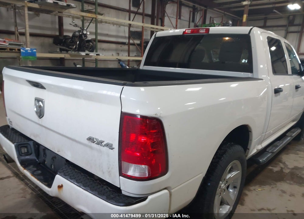 2014 RAM 1500 VIN: 1C6RR7KT9ES452271