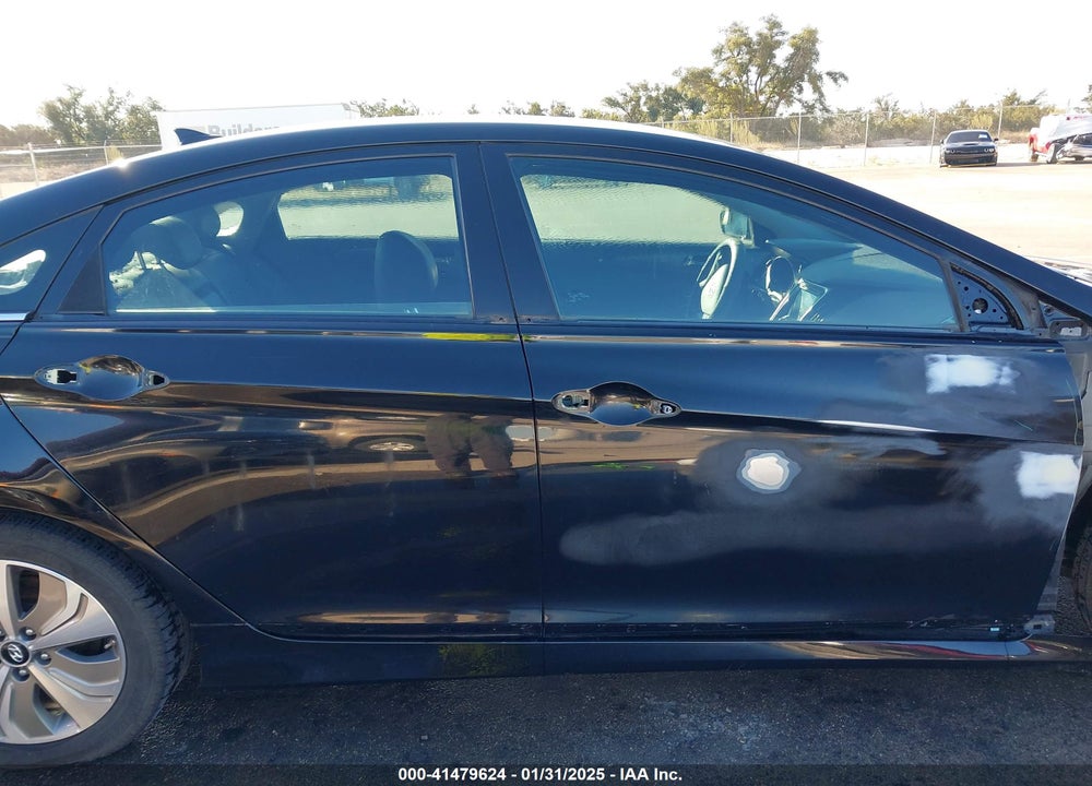2013 HYUNDAI SONATA HYBRID VIN: KMHEC4A40DA090333
