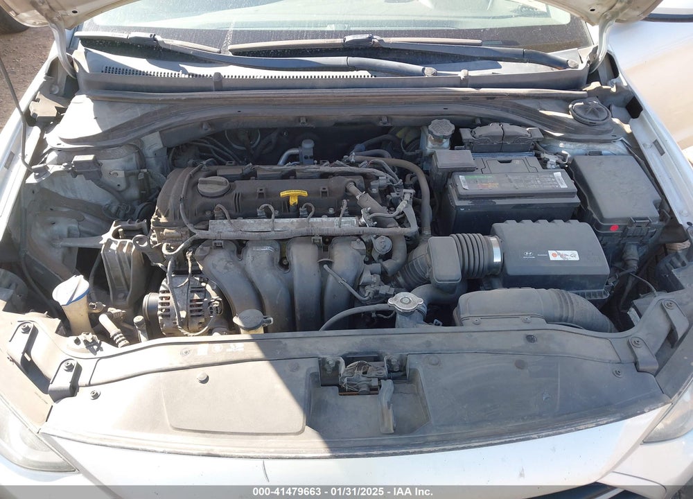 2017 HYUNDAI ELANTRA VIN: 5NPD74LF6HH205051