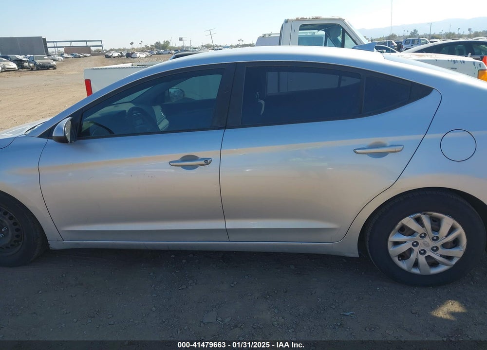 2017 HYUNDAI ELANTRA VIN: 5NPD74LF6HH205051
