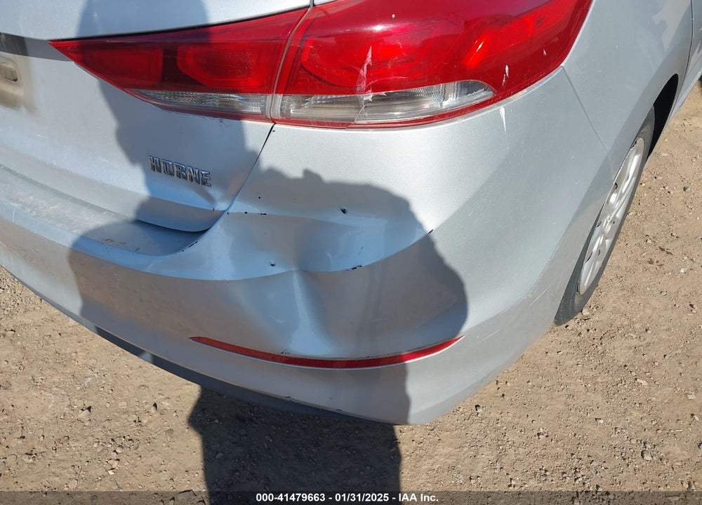 2017 HYUNDAI ELANTRA VIN: 5NPD74LF6HH205051