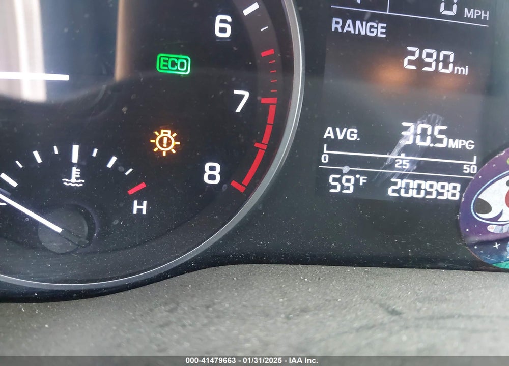 2017 HYUNDAI ELANTRA VIN: 5NPD74LF6HH205051