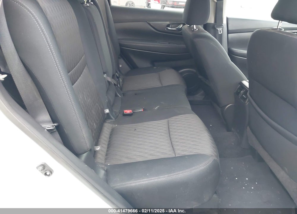 2017 NISSAN ROGUE SV VIN: 5N1AT2MV9HC803053