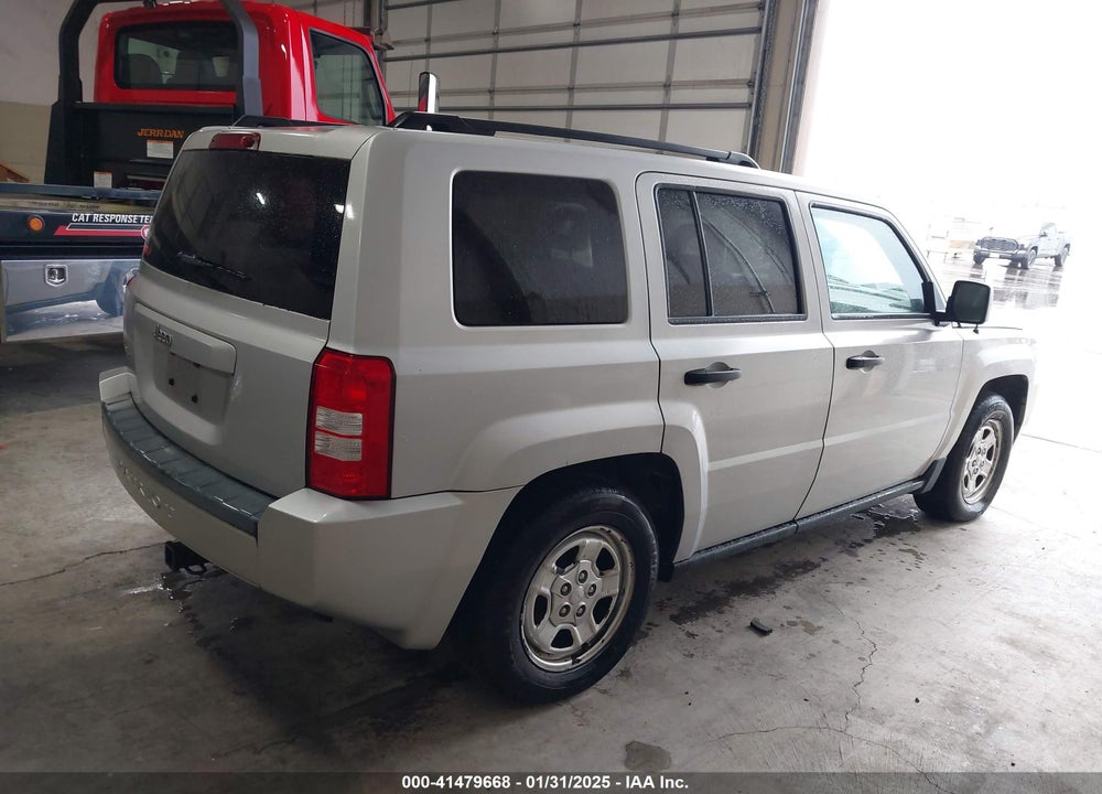 2008 JEEP PATRIOT SPORT VIN: 1J8FF28W48D765433