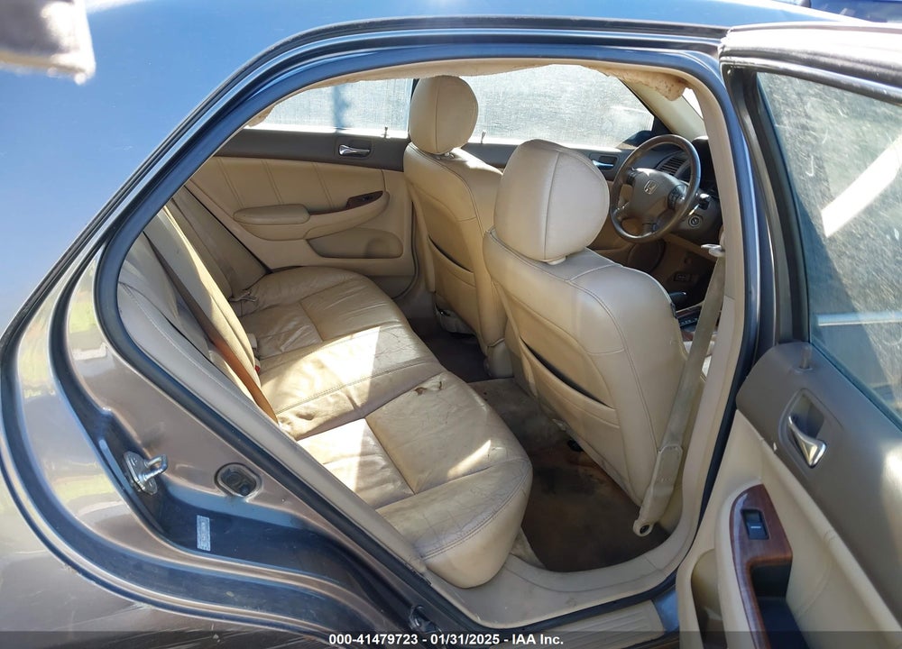 2007 HONDA ACCORD 2.4 EX VIN: 1HGCM56887A216535