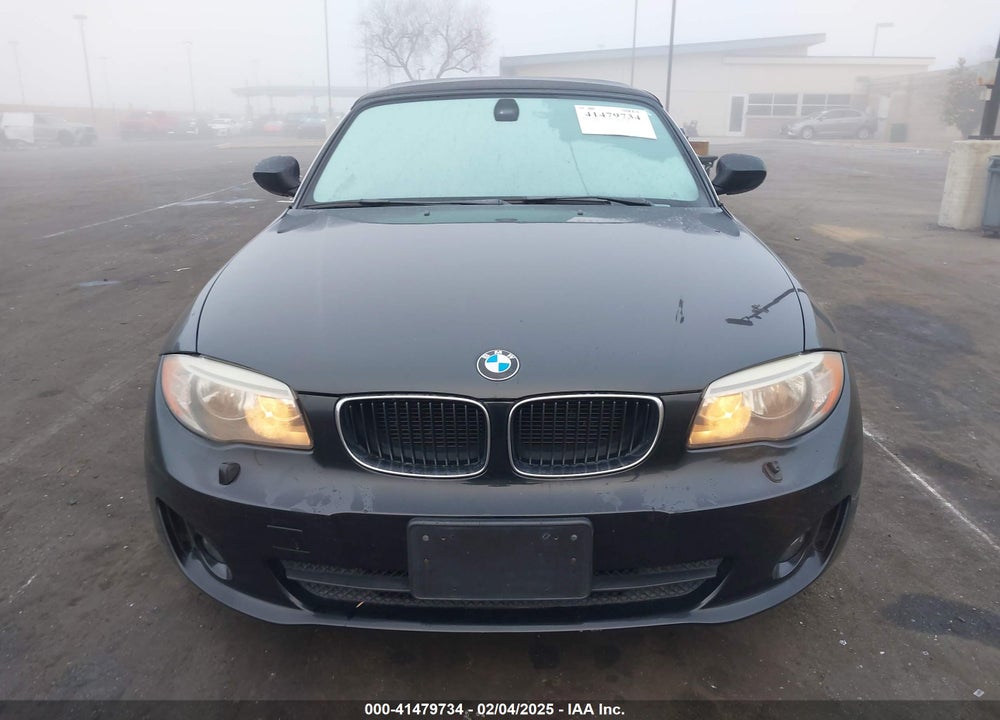 2013 BMW 1 SERIES VIN: WBAUL7C57DVM83744