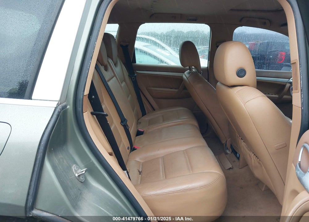 2009 PORSCHE CAYENNE VIN: WP1AA29P29LA01433