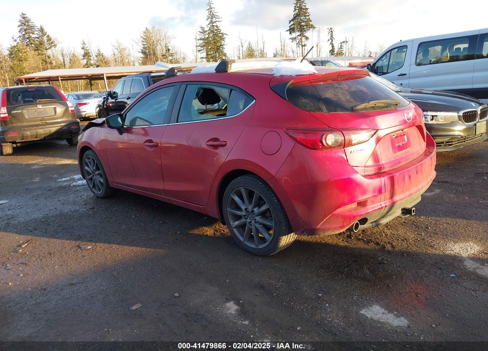 2018 MAZDA MAZDA3 VIN: 3MZBN1L38JM262334