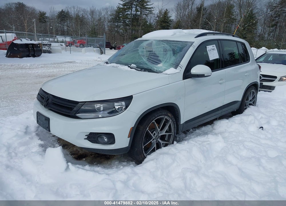 2017 VOLKSWAGEN TIGUAN 2.0T/2.0T S VIN: WVGBV7AX7HK044071