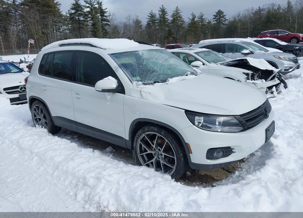 2017 VOLKSWAGEN TIGUAN 2.0T/2.0T S VIN: WVGBV7AX7HK044071
