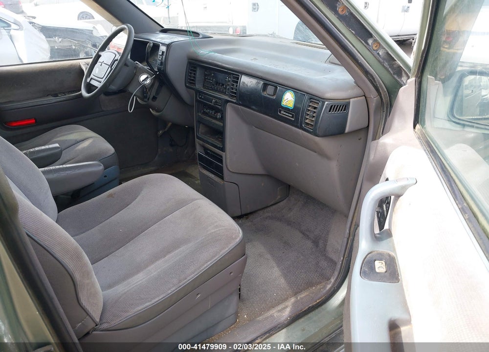1992 DODGE GRAND CARAVAN VIN: 1B4GH44R4NX284252