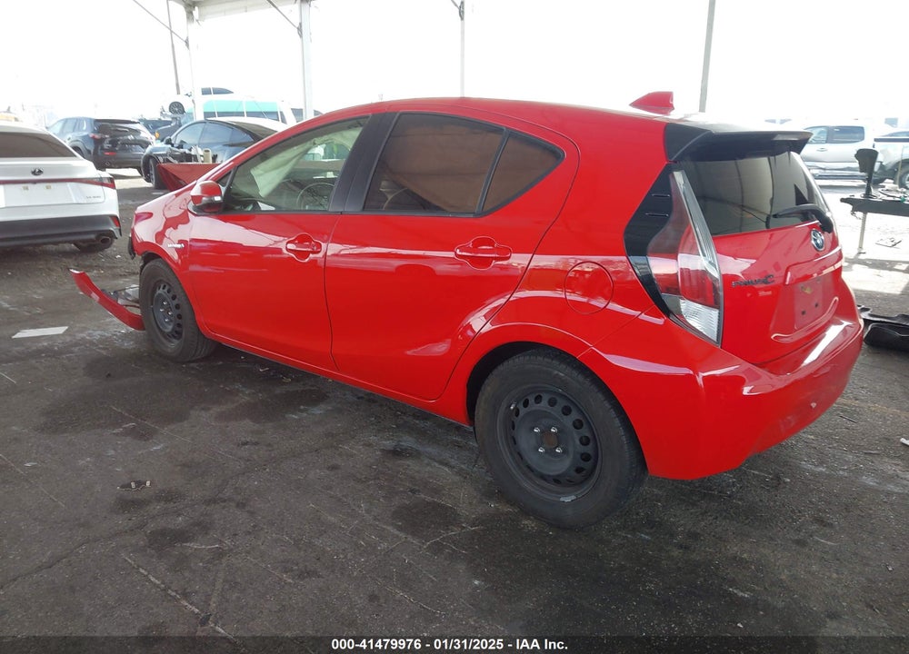 2015 TOYOTA PRIUS C VIN: JTDKDTB34F1100627