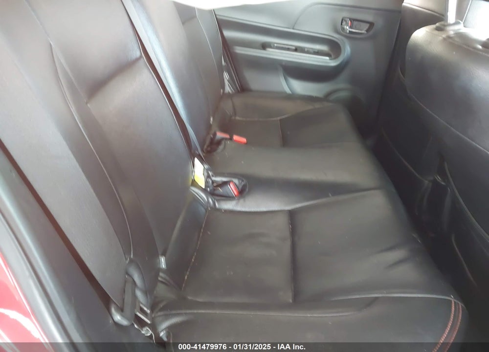 2015 TOYOTA PRIUS C VIN: JTDKDTB34F1100627