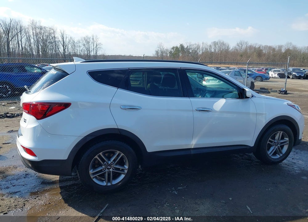 2017 HYUNDAI SANTA FE SPORT 2.4L VIN: 5NMZUDLB1HH006871