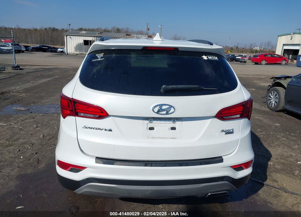 2017 HYUNDAI SANTA FE SPORT 2.4L VIN: 5NMZUDLB1HH006871