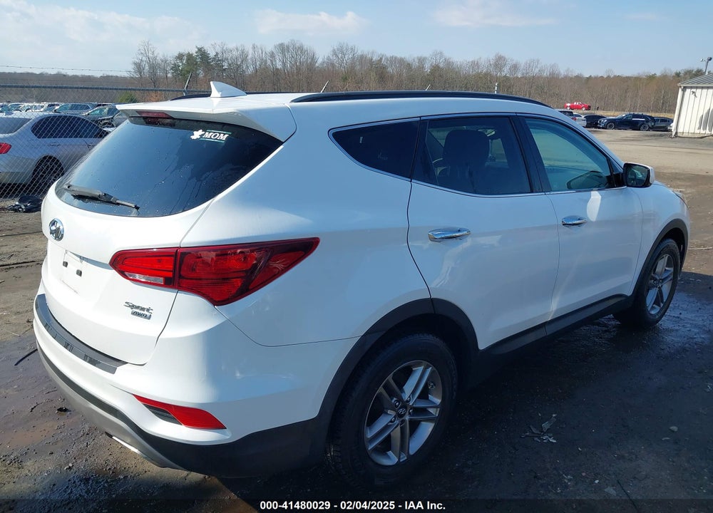 2017 HYUNDAI SANTA FE SPORT 2.4L VIN: 5NMZUDLB1HH006871