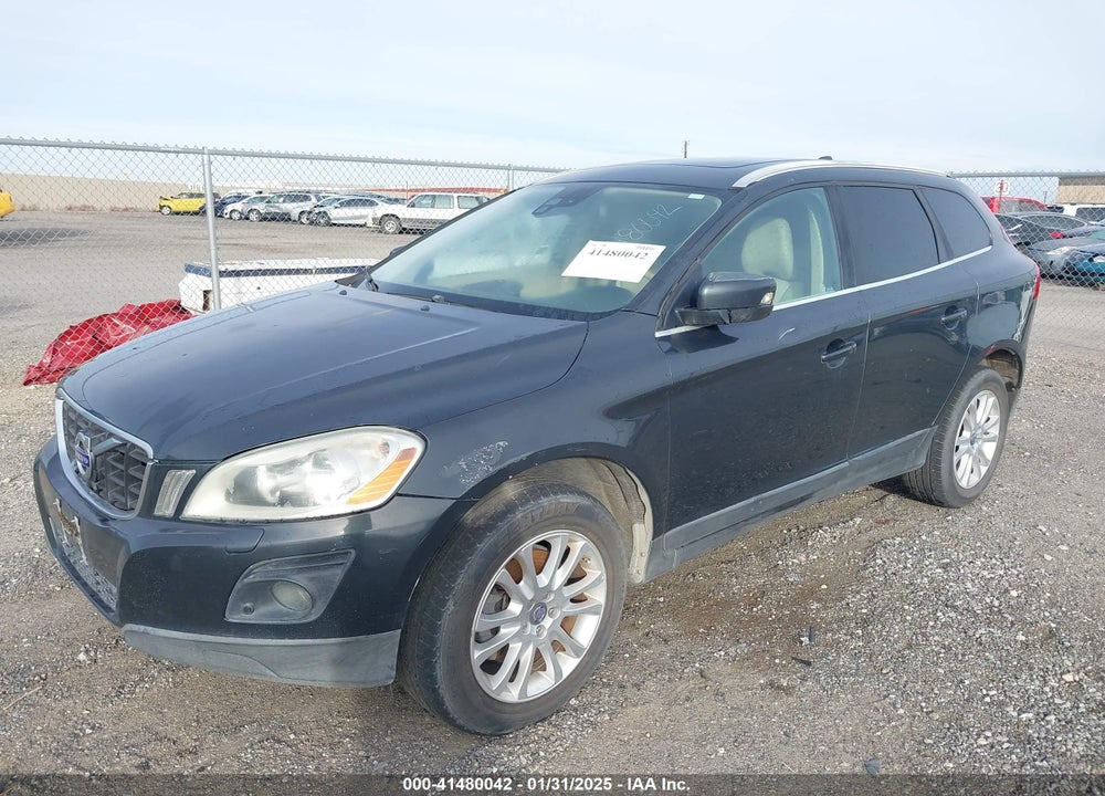 2010 VOLVO XC60 VIN: YV4992DZ1A2084723