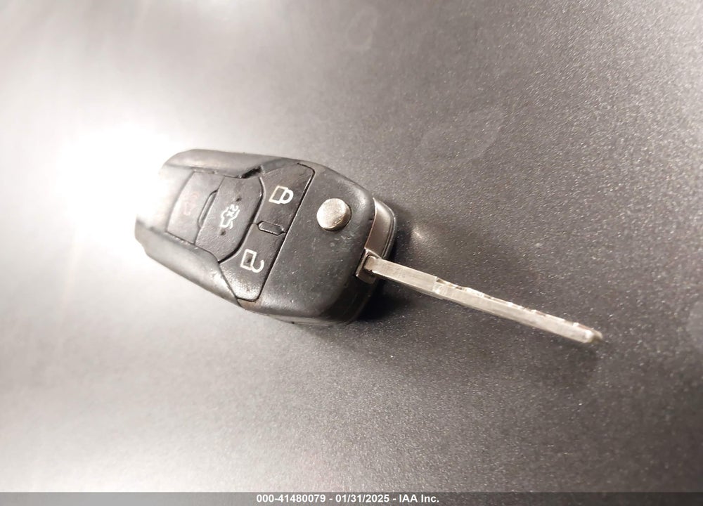 2015 FORD FUSION VIN: 1FA6P0H77F5108026