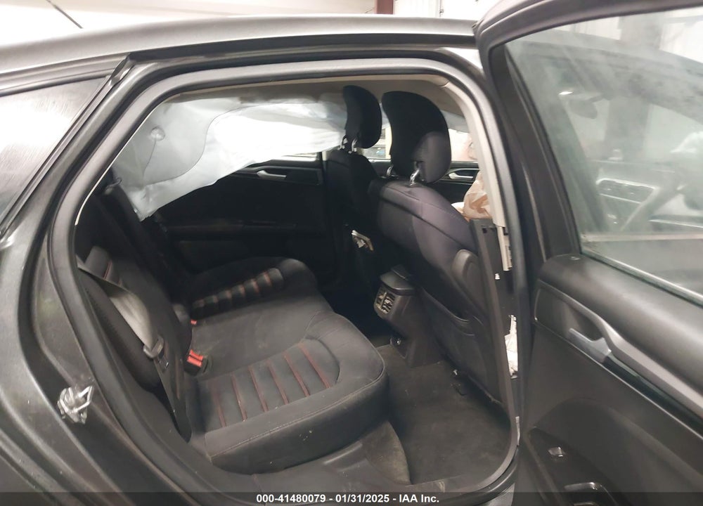 2015 FORD FUSION VIN: 1FA6P0H77F5108026
