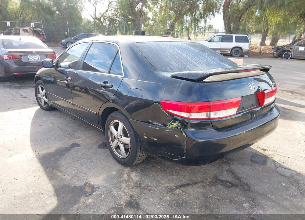 2003 HONDA ACCORD 2.4 EX VIN: JHMCM56663C033919