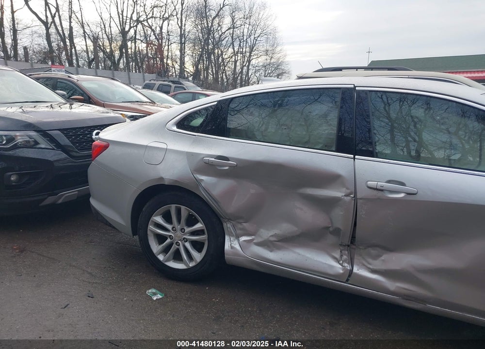 2018 CHEVROLET MALIBU VIN: 1G1ZD5ST0JF111221
