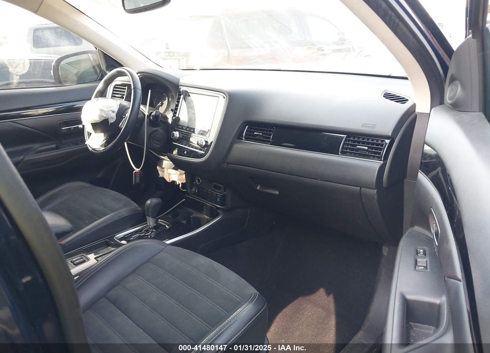 2020 MITSUBISHI OUTLANDER VIN: JA4AD3A39LZ046441