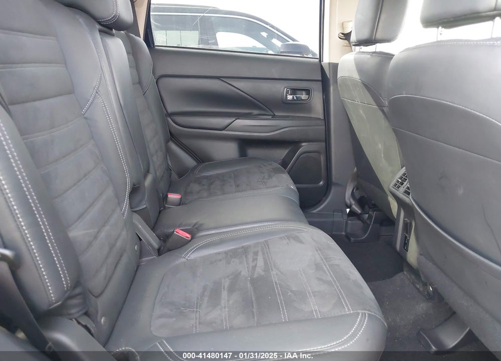 2020 MITSUBISHI OUTLANDER VIN: JA4AD3A39LZ046441