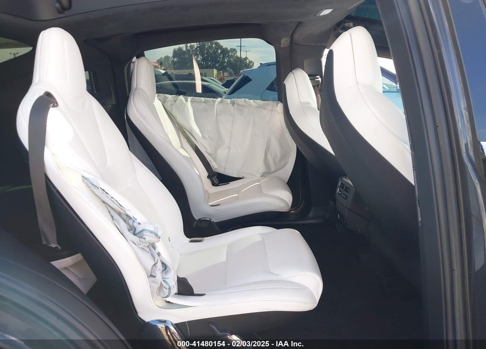 2018 TESLA MODEL X VIN: 5YJXCBE2XJF111959
