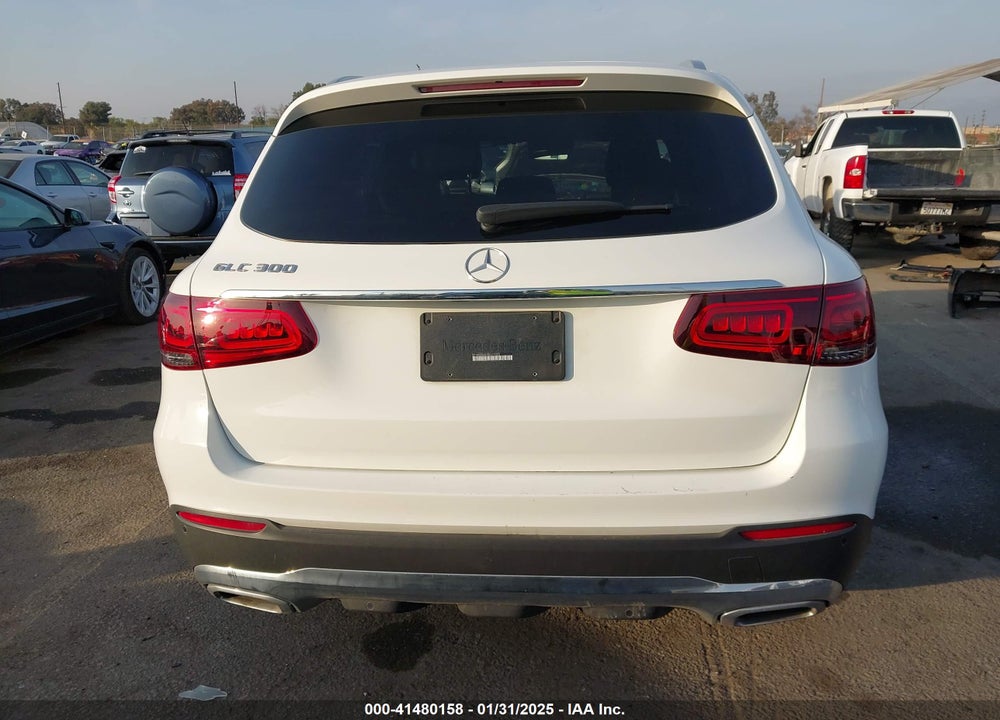 2022 MERCEDES-BENZ GLC 300 SUV VIN: W1N0G8DB2NV379303