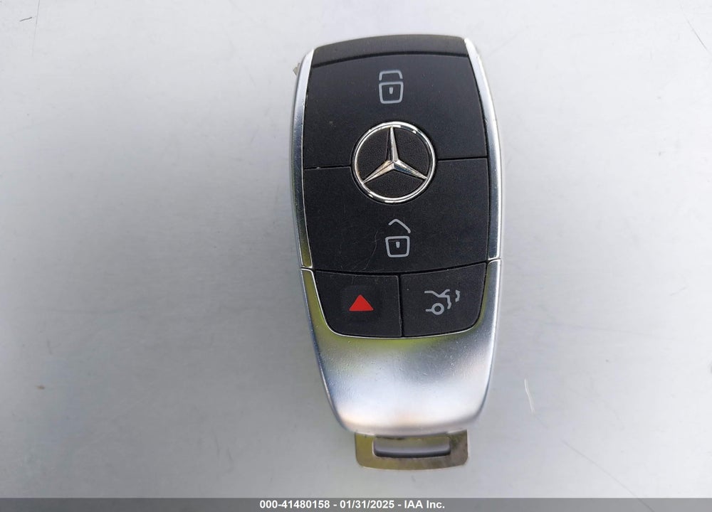 2022 MERCEDES-BENZ GLC 300 SUV VIN: W1N0G8DB2NV379303