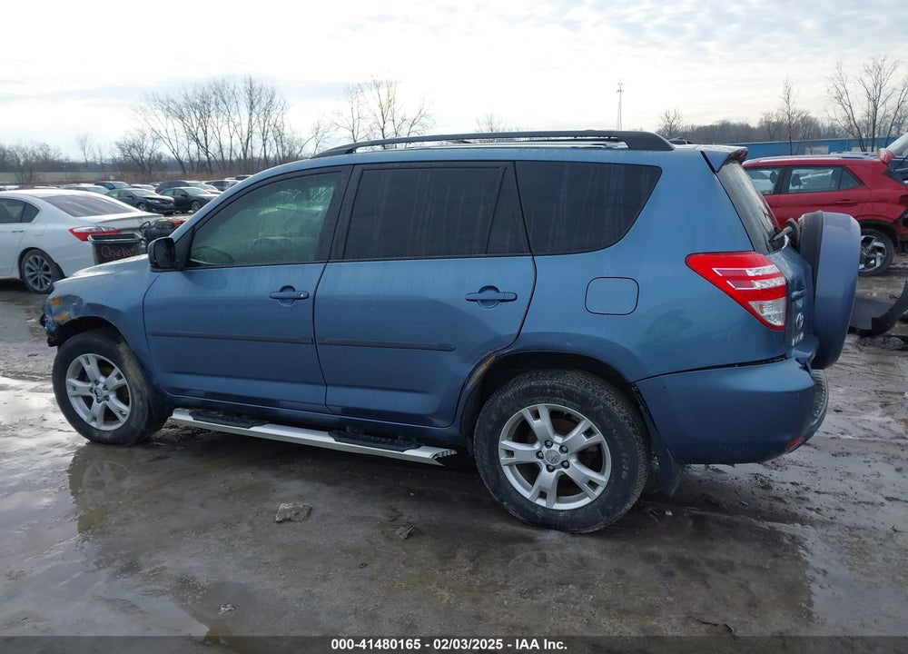 2011 TOYOTA RAV4 VIN: 2T3ZF4DV2BW081777