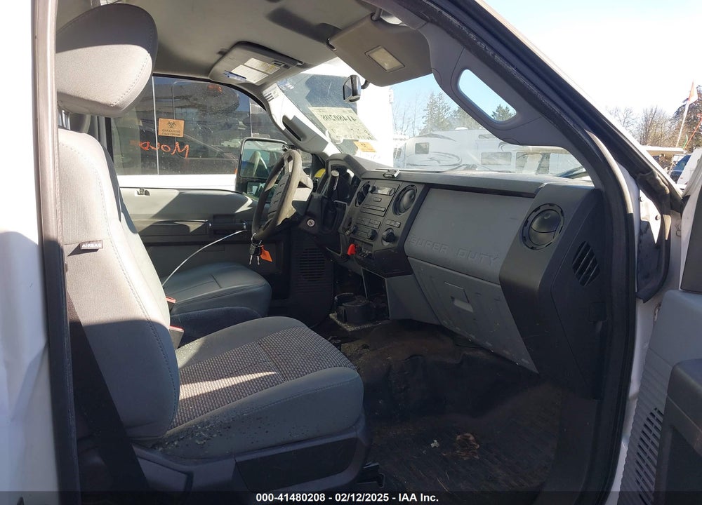 2011 FORD F-450 CHASSIS XL VIN: 1FDUF4GY5BEA38165