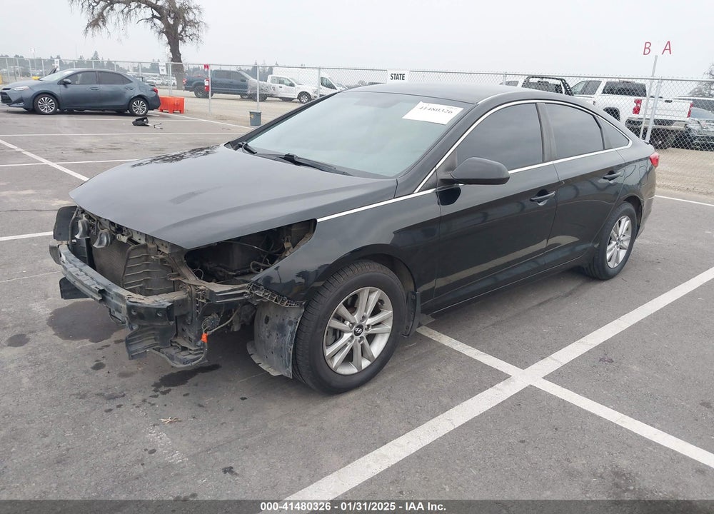 2015 HYUNDAI SONATA VIN: 5NPE24AF8FH186019