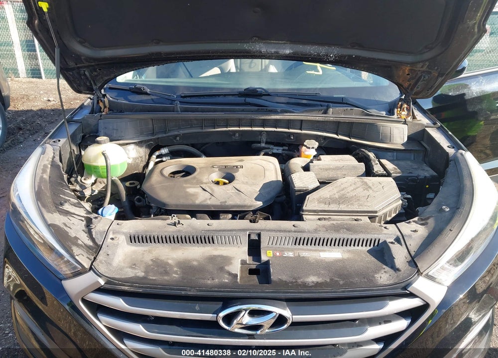 2017 HYUNDAI TUCSON SE VIN: KM8J23A40HU278267