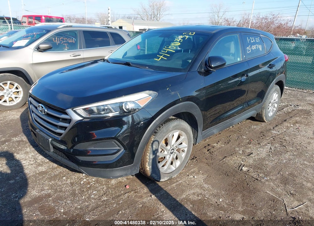 2017 HYUNDAI TUCSON SE VIN: KM8J23A40HU278267