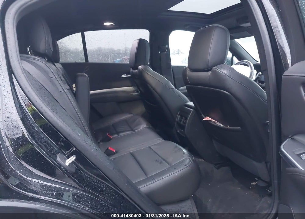 2019 CADILLAC XT4 VIN: 1GYFZCR49KF211022