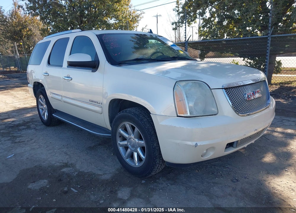 2009 GMC YUKON DENALI VIN: 1GKFC03249R253334