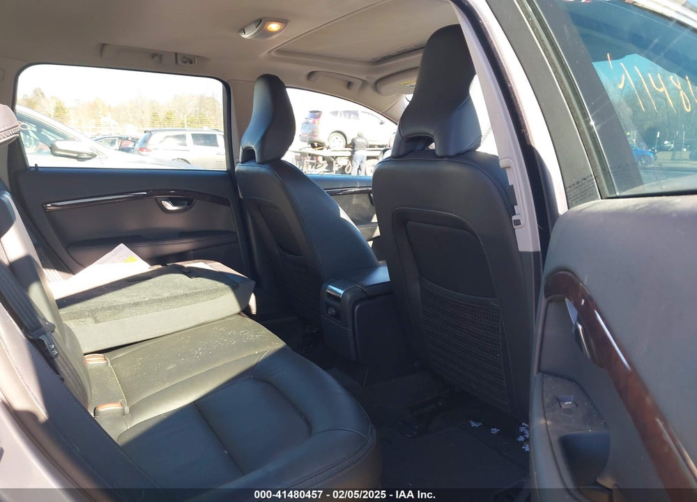 2015 VOLVO XC70 T6 VIN: YV4902NK1F1217053
