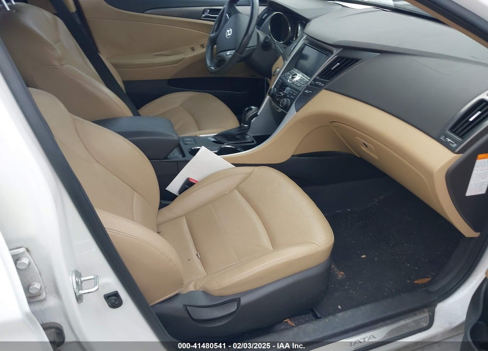 2012 HYUNDAI SONATA HYBRID VIN: KMHEC4A42CA020959