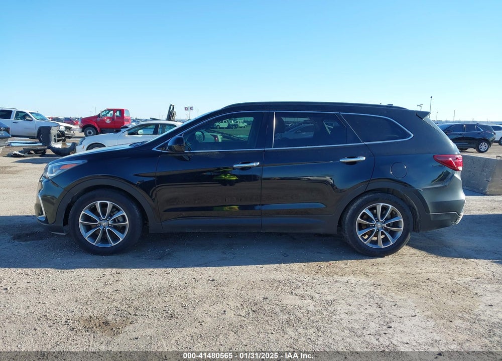 2018 HYUNDAI SANTA FE SE VIN: KM8SM4HF6JU278923
