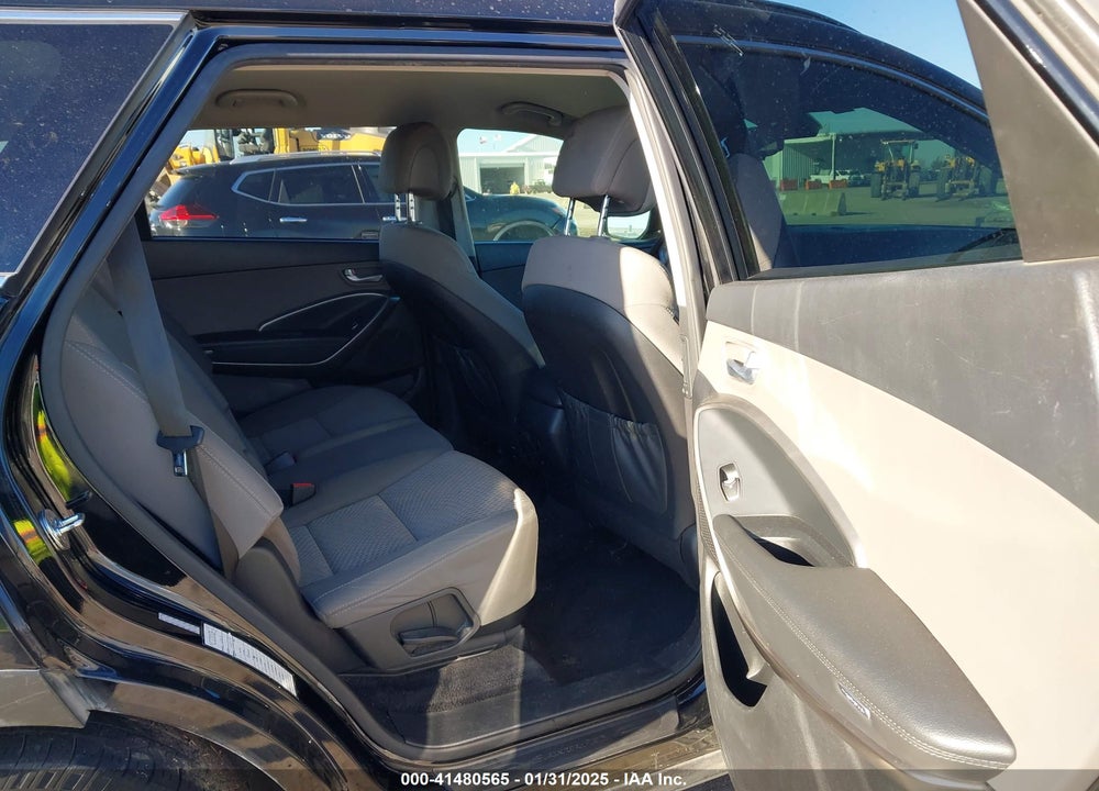 2018 HYUNDAI SANTA FE SE VIN: KM8SM4HF6JU278923
