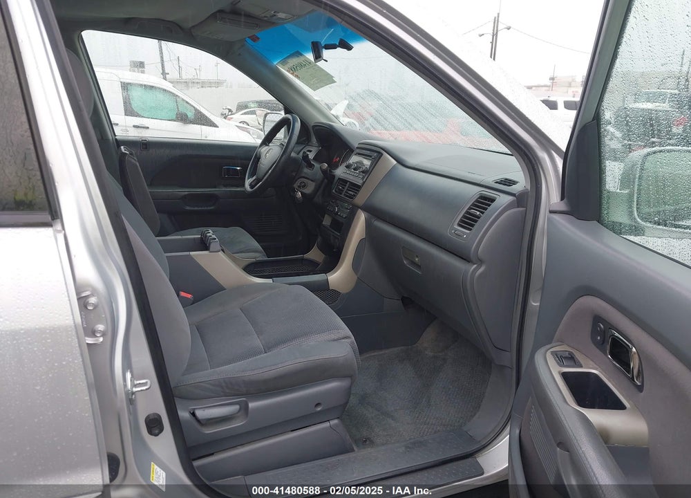 2006 HONDA PILOT VIN: 5FNYF284X6B023347