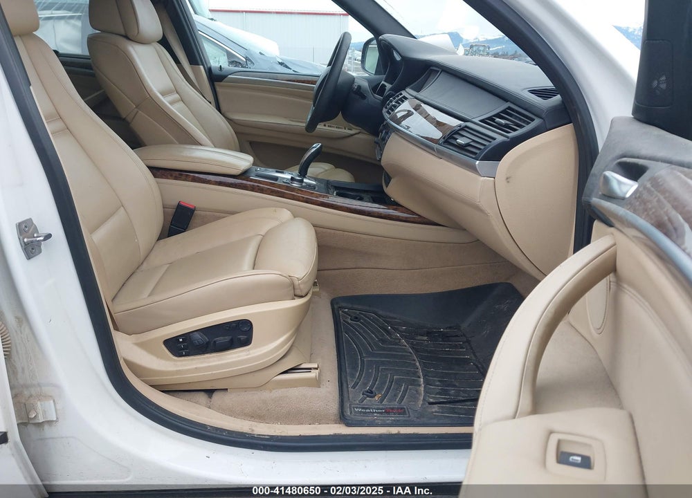 2011 BMW X5 VIN: 5UXZV8C53BL422004