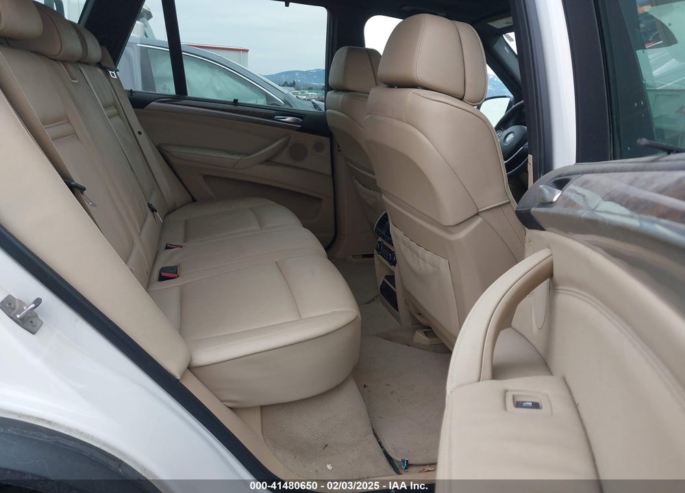 2011 BMW X5 VIN: 5UXZV8C53BL422004