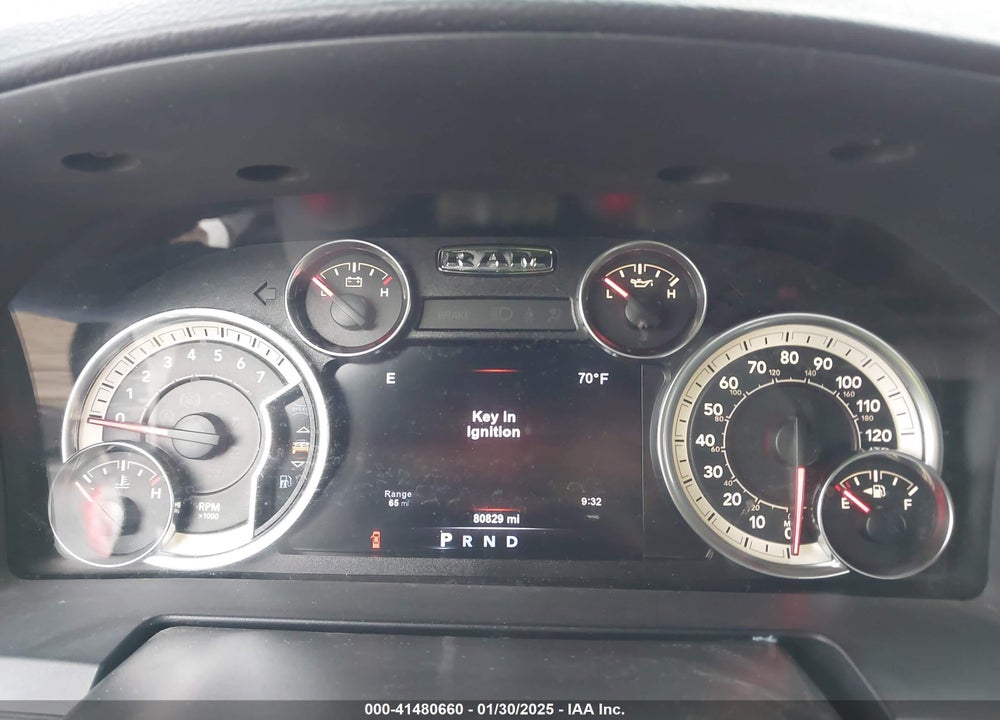 2020 RAM 1500 CLASSIC VIN: 3C6RR7LT5LG182264