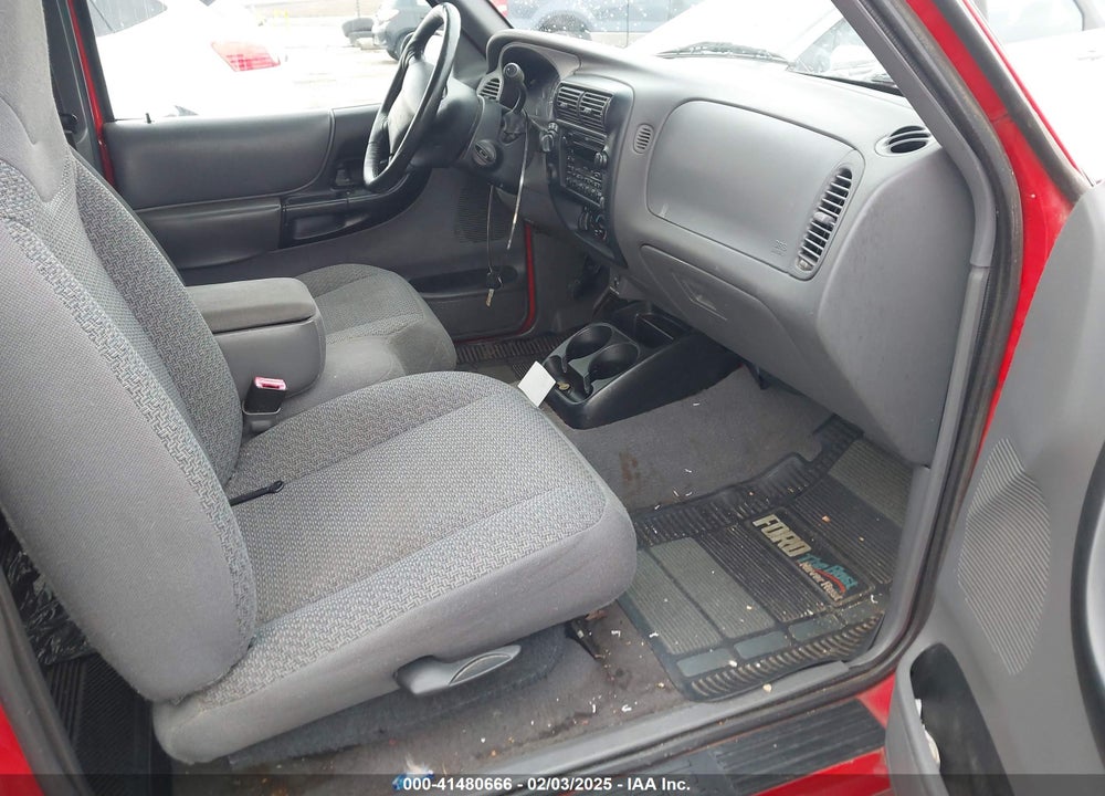 1999 FORD RANGER XLT VIN: 1FTZR15X5XTB00399