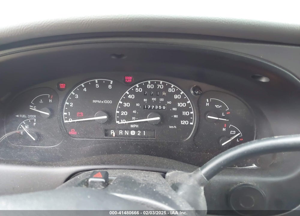 1999 FORD RANGER XLT VIN: 1FTZR15X5XTB00399