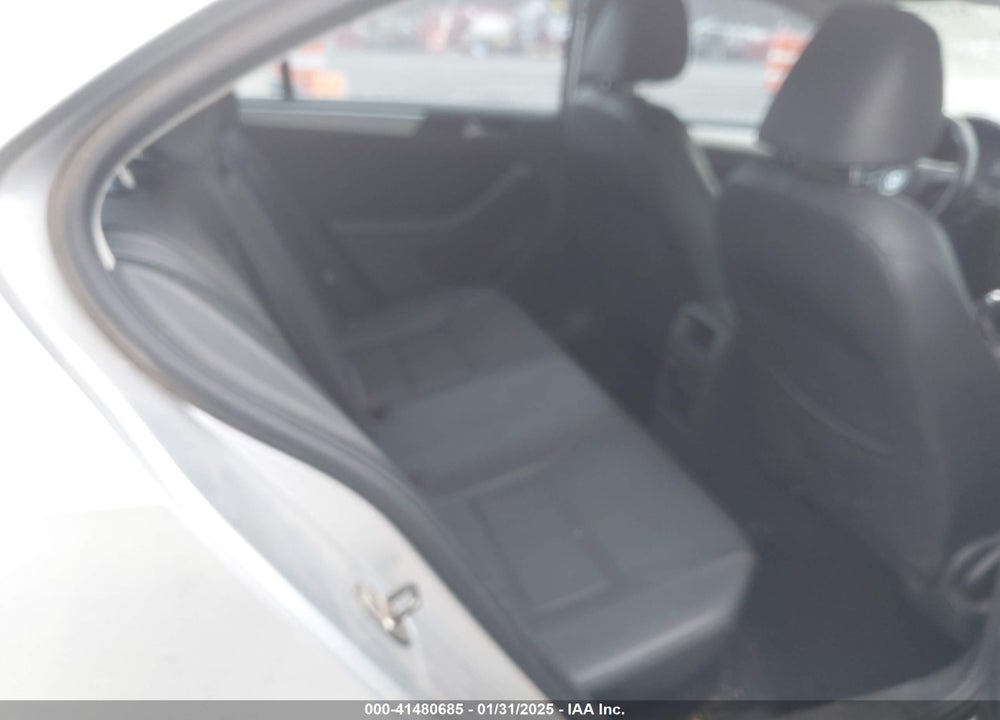 2012 VOLKSWAGEN JETTA 2.0L TDI VIN: 3VWLL7AJ1CM473778